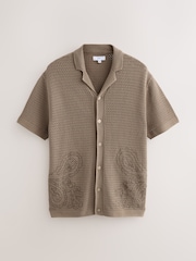 Green Relaxed Fit Short Sleeve Knit Embroidered Shirt with Cuban Collar - Image 6 of 8