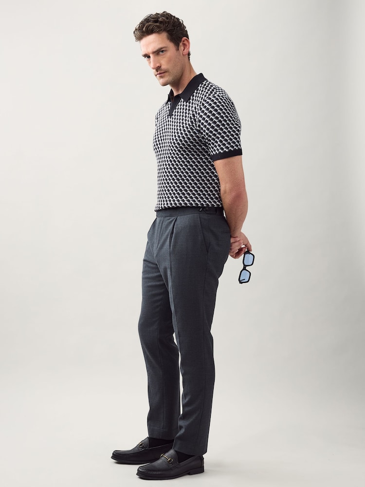 Preto/Branco - Camisas polo de malha com padrão geométrico e manga curta, corte regular - Imagem 2 de 8