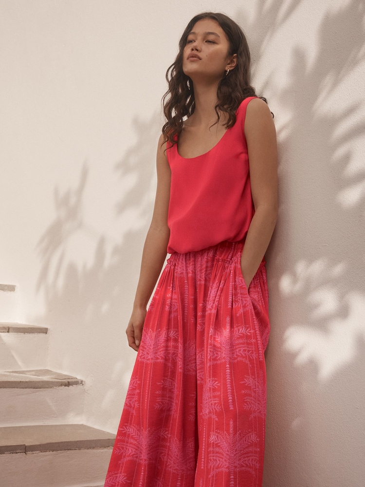 Red Sleeveless Bubblehem Cami Top - Image 1 of 7 Red Sleeveless Bubblehem Cami Top - Image 1 of 7