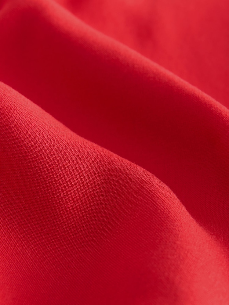 Red Sleeveless Bubblehem Cami Top - Image 7 of 7 Red Sleeveless Bubblehem Cami Top - Image 7 of 7