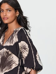 Black Shell Print 100% Cotton Volume Sleeve V-Neck Blouse - Image 5 of 8
