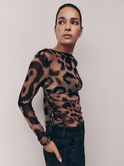Leopard Print Long Sleeve Ruched Side Mesh Top - Image 4 of 8