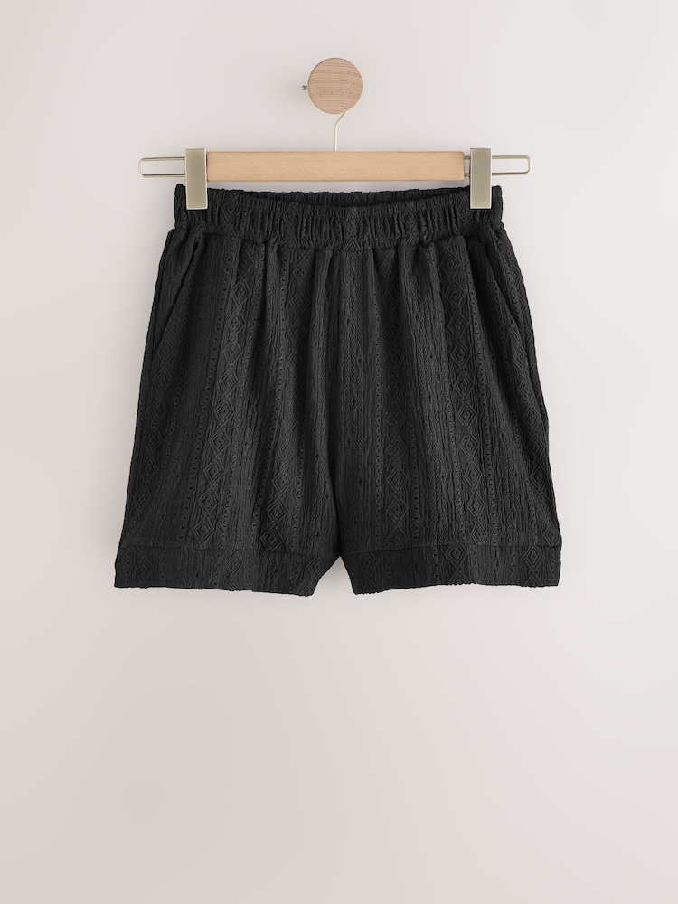 Negro - Pantalones cortos de vacaciones con bordado - Imagen 1 de 3