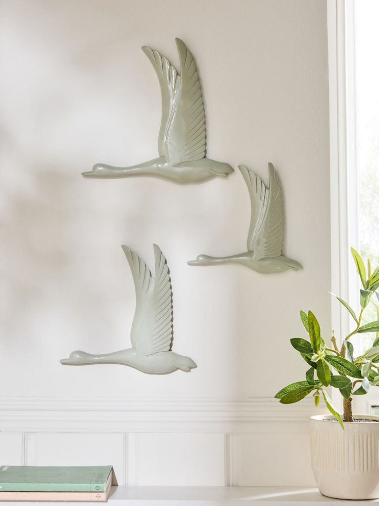 Set of 3 Grey Flying Geese Wall Plaques - Image 1 of 5