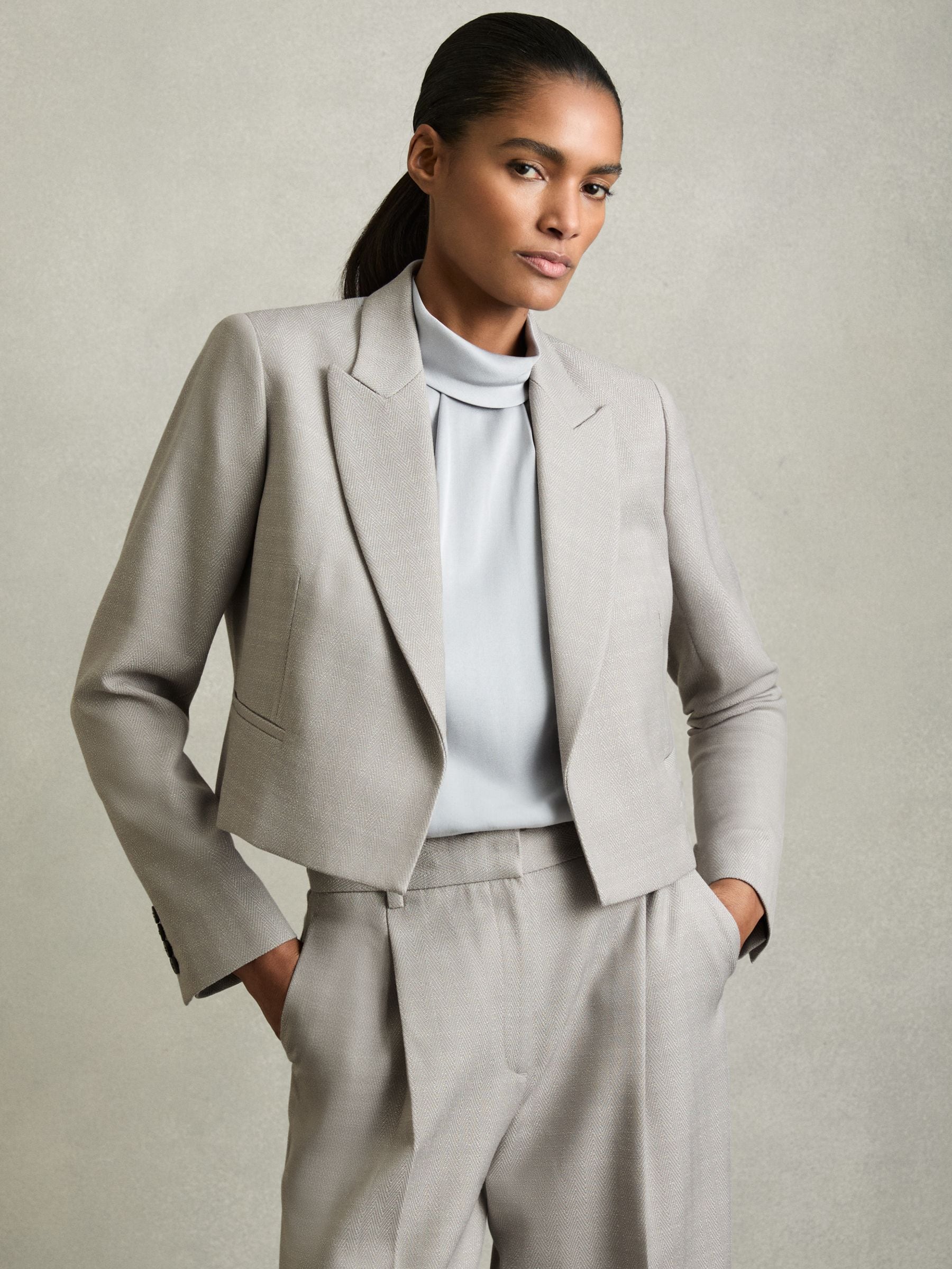 【海外限定】REISSジャケット☆Harper Cropped Wool-Blend Blaze Buy Reiss Grey Harper Double-Breasted Cropped Wool-Blend