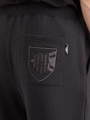 Umbro Black Crest Shorts - Image 4 of 4