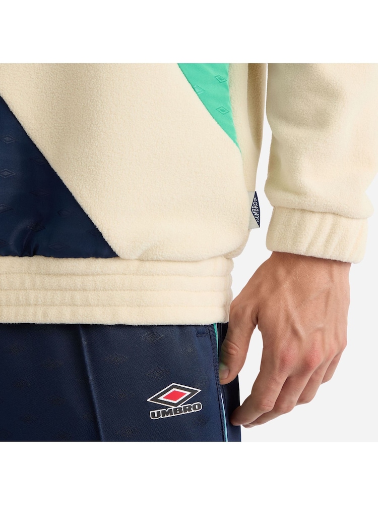 Umbro Cream Panelled Quarter Zip Fleece - Image 4 of 4