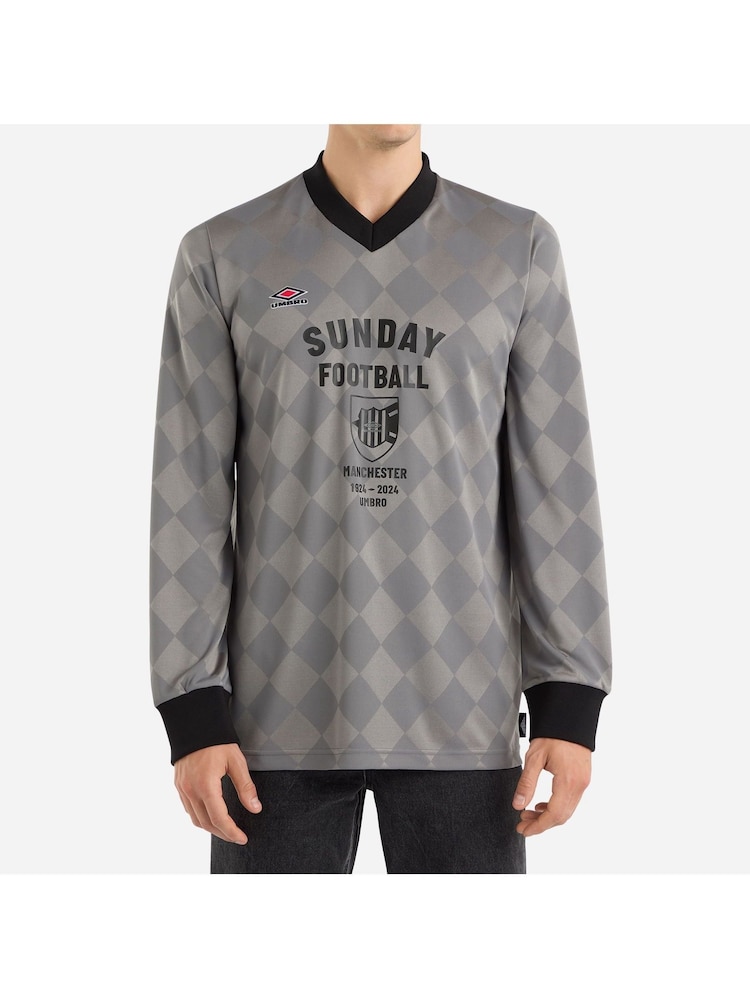 Umbro Grey Football Shirt - Image 1 of 4 Umbro Grey Football Shirt - Image 1 of 4