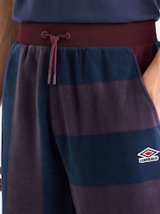 Umbro Red Panelled Shorts - Image 3 of 4