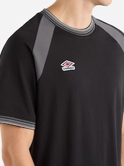 Umbro Black Panelled T-Shirt - Image 3 of 4