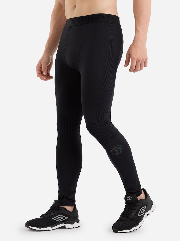 Umbro Black Pro Training Leggings - Image 2 of 5 Umbro Black Pro Training Leggings - Image 2 of 5
