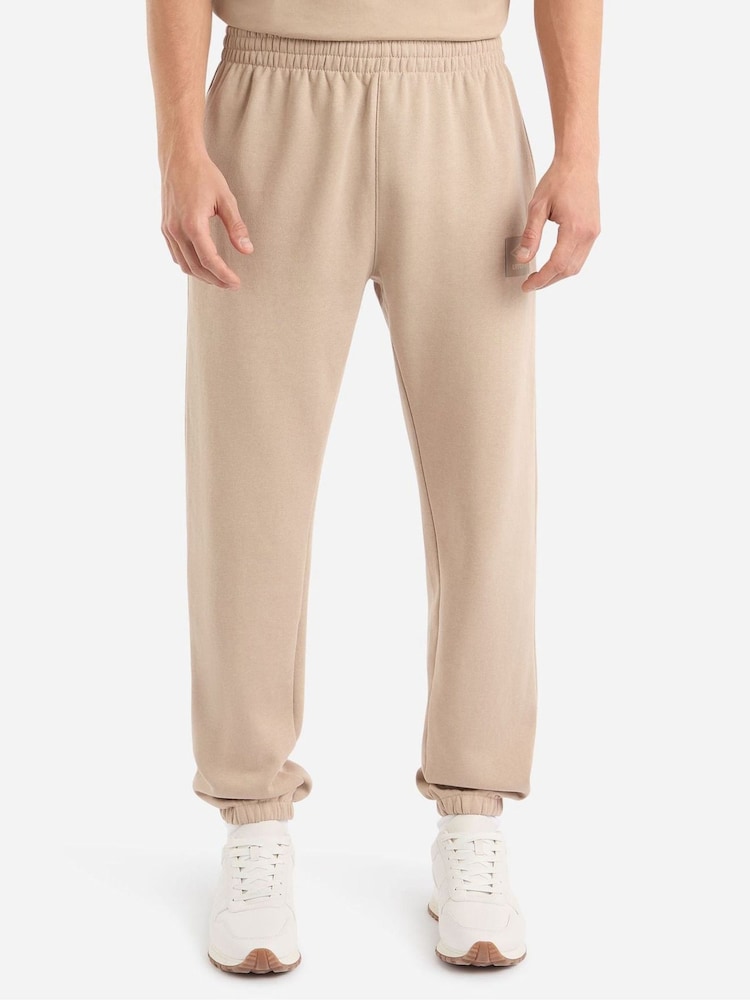 Umbro Cream Tapered Joggers - Image 1 of 4