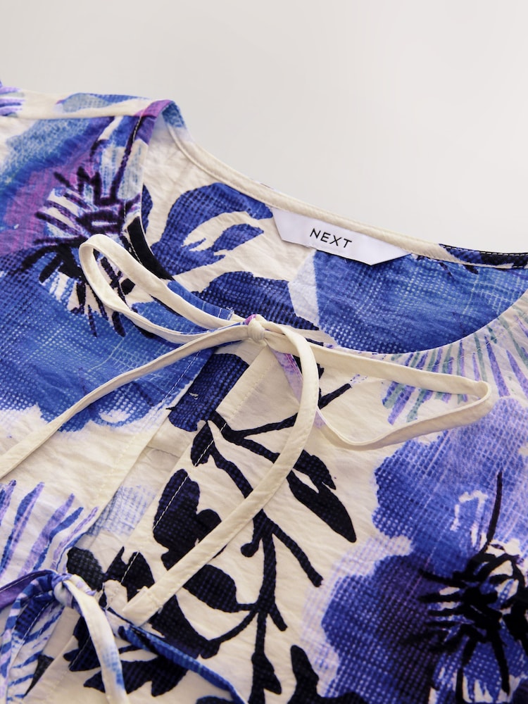 White/Blue Floral Leaf Print - Tie Front 3/4 Sleeve Blouse - Imagen 3 de 3 White/Blue Floral Leaf Print - Tie Front 3/4 Sleeve Blouse - Imagen 3 de 3