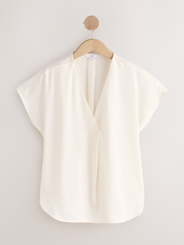 Black and Ecru Relaxed Fit Short Sleeve Overhead V-Neck Blouses 2 Pack - Image 2 of 5 Black and Ecru Relaxed Fit Short Sleeve Overhead V-Neck Blouses 2 Pack - Image 2 of 5