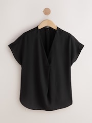 Black and Ecru Relaxed Fit Short Sleeve Overhead V-Neck Blouses 2 Pack - Image 3 of 5