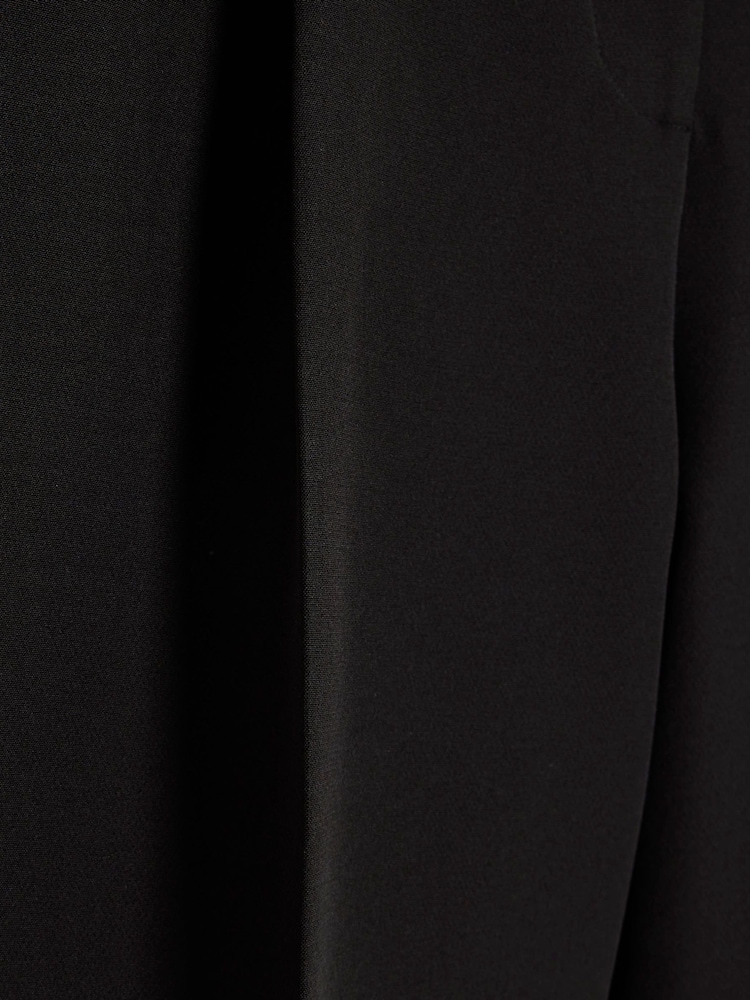 River Island Black Pleated Bermuda Shorts - Image 6 of 6