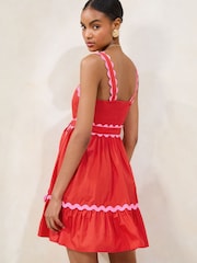 Rouge - Lipsy - Ric Rac - Mini robe cami à bordures - Image 4 de 4
