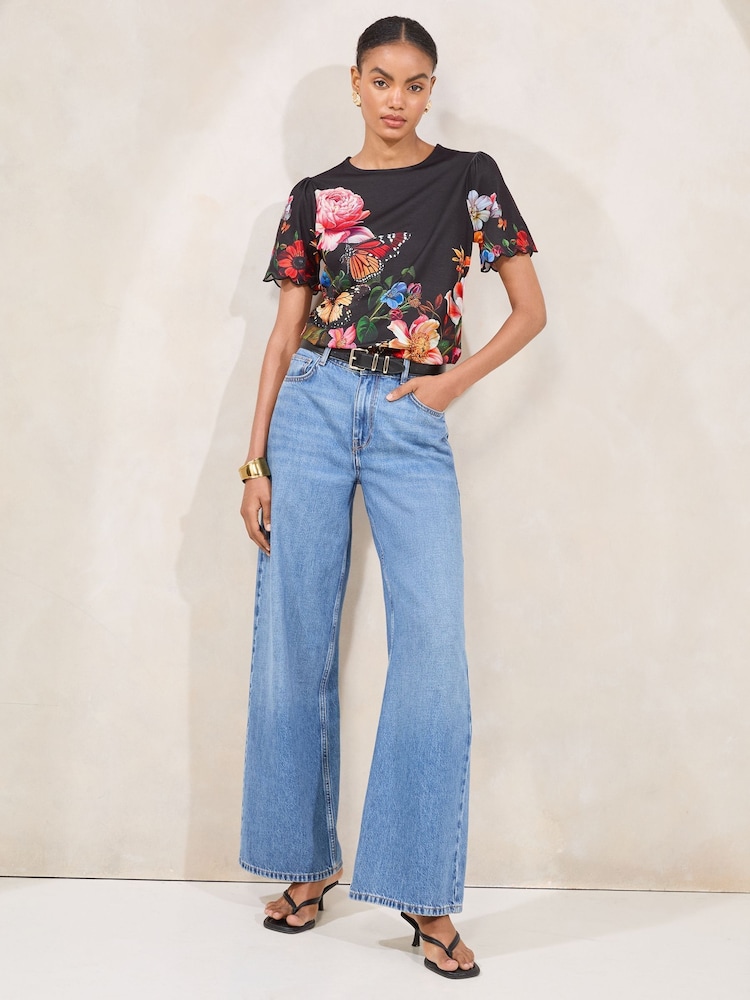 Negro - Camiseta estampada con bajo festoneado de Lipsy - Imagen 2 de 4