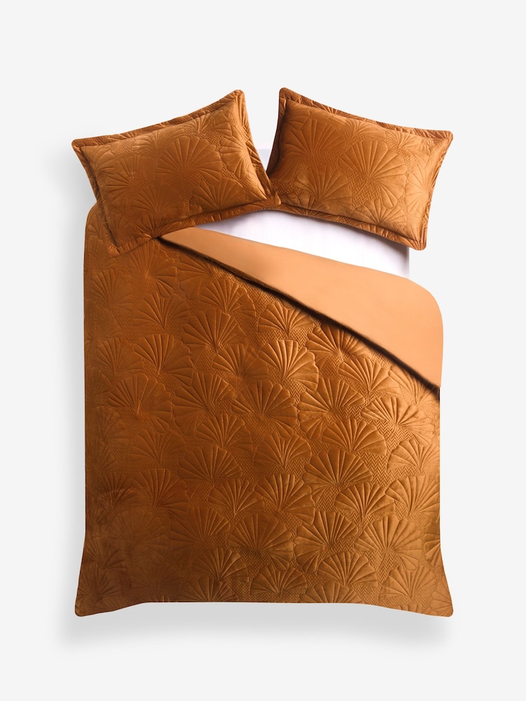 Orange Autumn Velvet Ginkgo Duvet Cover and Pillowcase Set - Image 4 of 4 Orange Autumn Velvet Ginkgo Duvet Cover and Pillowcase Set - Image 4 of 4