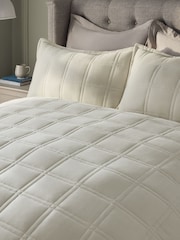 Natural Lustre Quilted Velvet Duvet Cover and Pillowcase Set - Image 2 of 4