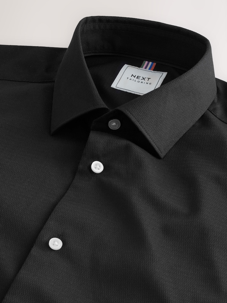 Noir - Ajustement régulier - Chemise élégante texturée facile d’entretien à poignets simples - Image 7 of 7