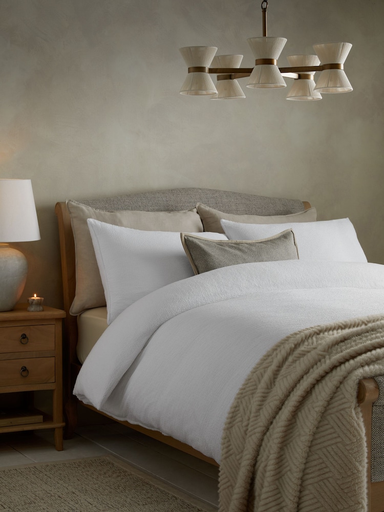 White Fleece Crinkle Muslin Duvet Cover and Pillowcase Set - Image 2 of 8 White Fleece Crinkle Muslin Duvet Cover and Pillowcase Set - Image 2 of 8
