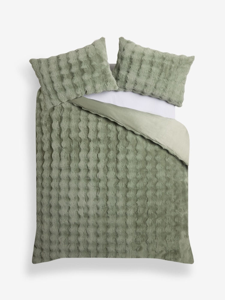 Green Aspen Faux Fur Duvet Cover and Pillowcases Set - Image 4 of 4 Green Aspen Faux Fur Duvet Cover and Pillowcases Set - Image 4 of 4