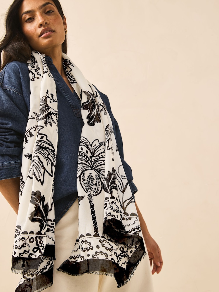 Black/White Lightweight Scarf - Image 2 of 6