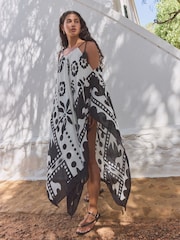 Black/White Palm Print Cold Shoulder Cover-Up - Image 2 of 5