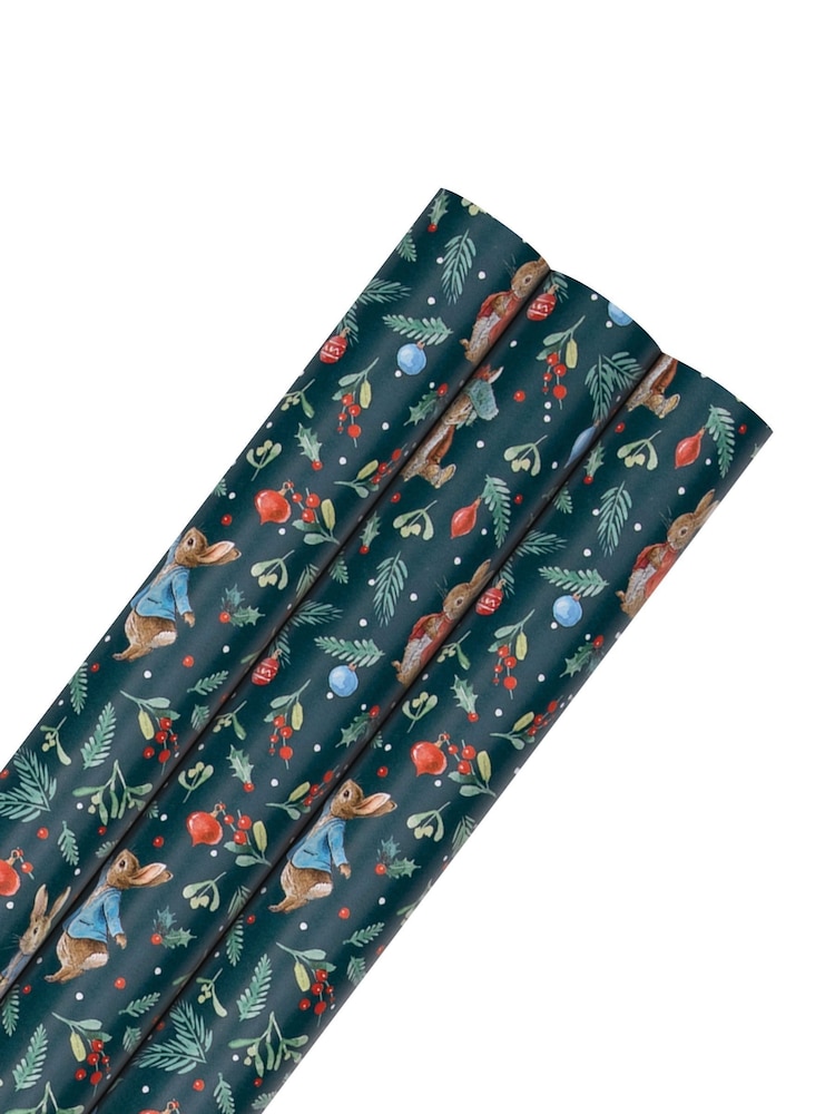 Hallmark Christmas Peter Rabbit Wrapping Paper 3 Rolls x 4M - Image 2 of 4 Hallmark Christmas Peter Rabbit Wrapping Paper 3 Rolls x 4M - Image 2 of 4