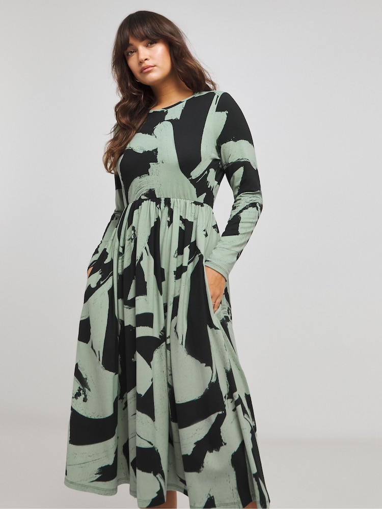 Simply Be Green Supersoft Pocket Midi Dress - Image 1 of 4 Simply Be Green Supersoft Pocket Midi Dress - Image 1 of 4