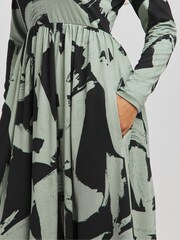 Simply Be Green Supersoft Pocket Midi Dress - Image 4 of 4