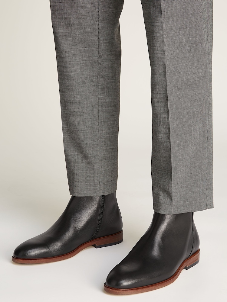 Tommy Hilfiger Black Leather Zip Chelsea Boots - Image 1 of 6