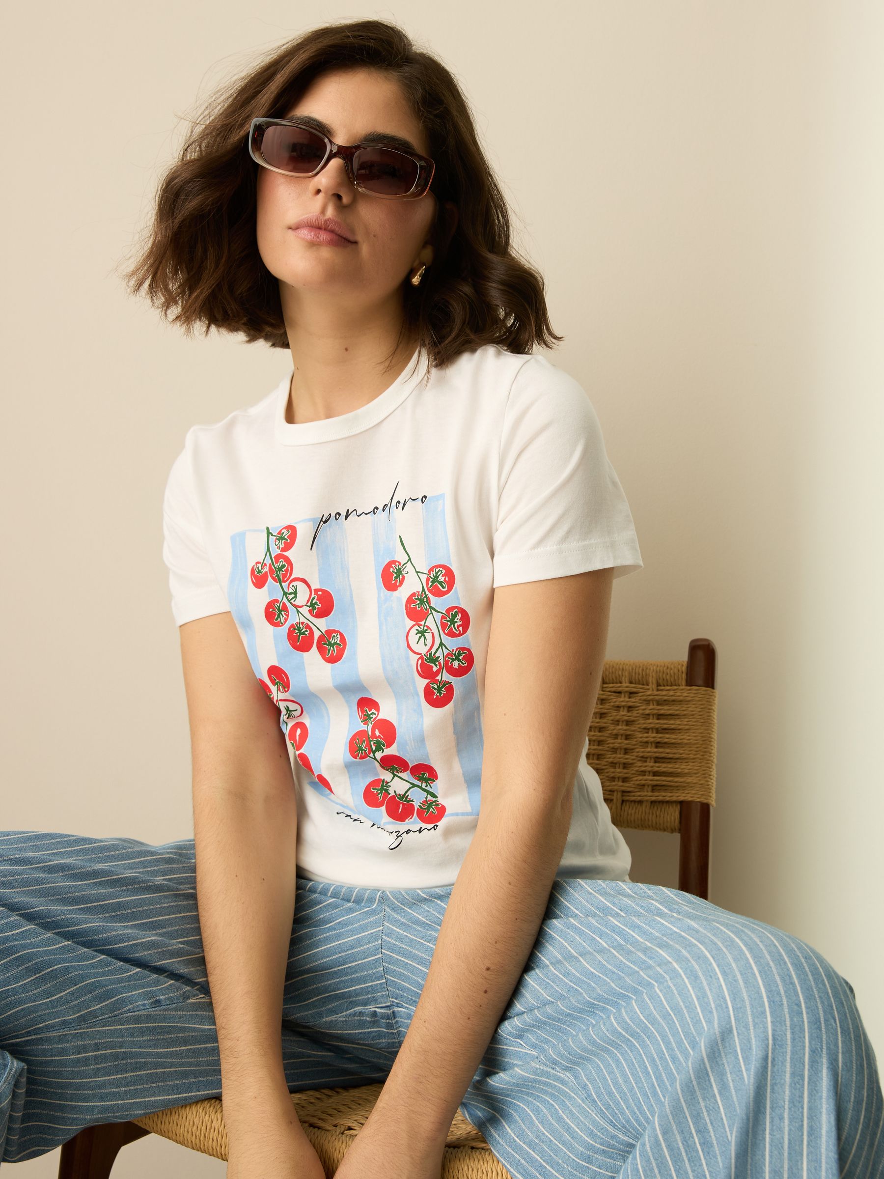 トップス Classic Cherry Tee / white トップス Classic Cherry Tee / white Cherry White T-shirt