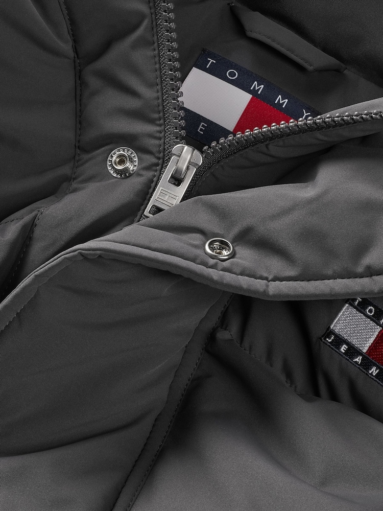 Tommy Jeans Black Relaxed Branded Puffer Jacket - Image 7 of 7