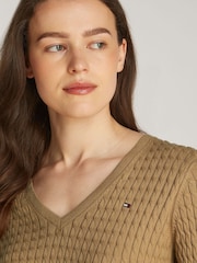 Tommy Hilfiger Natural Cotton Cable V-Neck Jumper - Image 3 of 6
