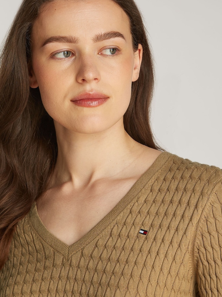 Tommy Hilfiger Natural Cotton Cable V-Neck Jumper - Image 3 of 6