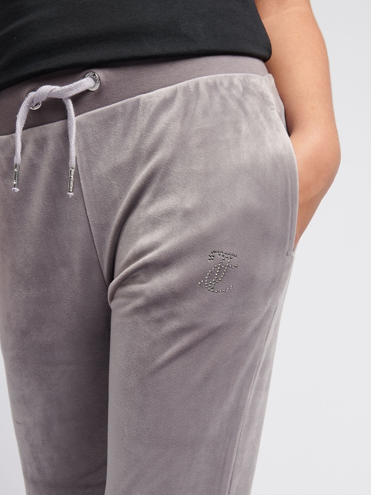 رمادي - بنطلون رياضي مرصّع بقصّة مناسبة للأحذية الطويلة للبنات من Juicy Couture - صورة 2 من 7