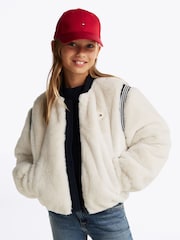 سترة من الفرو الصناعي من Tommy Hilfiger - صورة 4 من 6