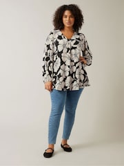 Evans Curve Contrast Floral Print Crepe Black Swing Top - Image 3 of 5