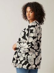 Evans Curve Contrast Floral Print Crepe Black Swing Top - Image 4 of 5