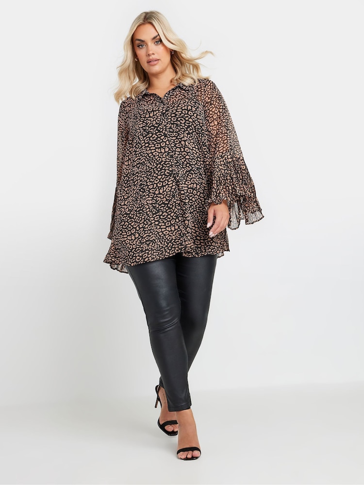 Yours Curve Black Pleated Back Shirt - Image 2 of 5