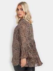 Yours Curve Black Pleated Back Shirt - Image 3 of 5