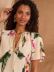Love & Roses White/Ecru Tropical Sequin V-Neck blouse - Image 2 of 4
