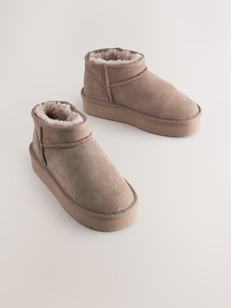 بني منك - Flatform Mini Warm Lined Water Repellent Suede Pull-On Boots - صورة 1 من 5