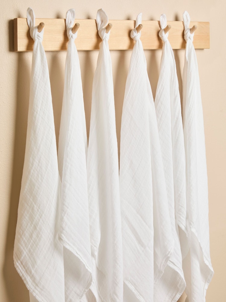 JoJo Maman Bébé 6-Pack White Muslin Squares - Image 3 of 5