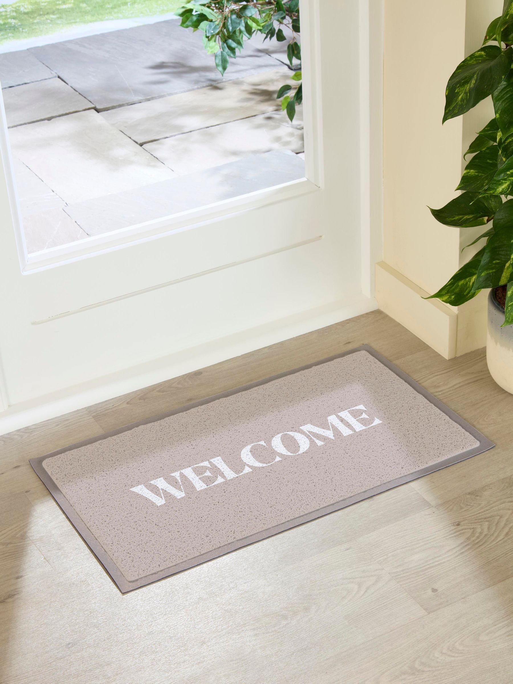 Artsy Mats Beige Welcome Doormat