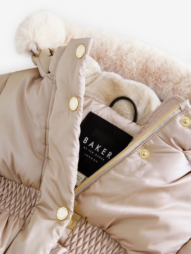 Auster - Baker by Ted Baker Shower Resistant Bubble Hem Padded Coat - Bild 7 von 7 Auster - Baker by Ted Baker Shower Resistant Bubble Hem Padded Coat - Bild 7 von 7