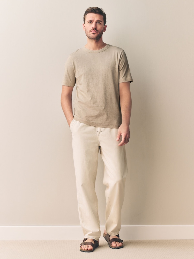 Light Neutral Signature Heavyweight T-Shirt with Linen - Image 2 of 9 Light Neutral Signature Heavyweight T-Shirt with Linen - Image 2 of 9