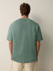 أخضر - Smart Textured T-Shirt - صورة 3 من 5